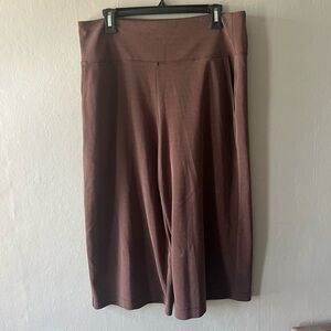 Athleta Brown Seasoft wide leg crop pants Size Large